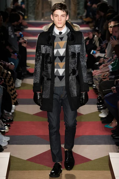 Look 39